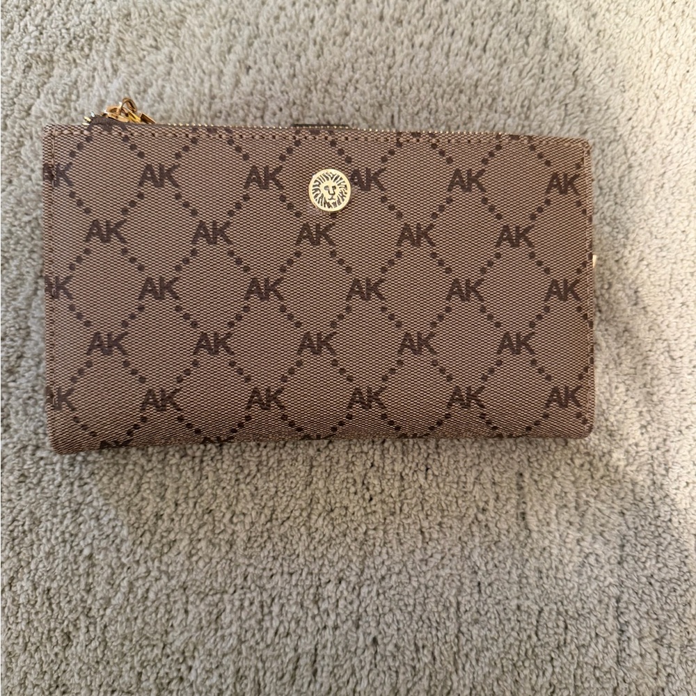 Tan and Brown Wallet